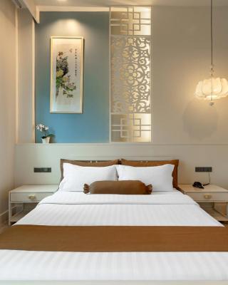 O'nya Phuket Hotel