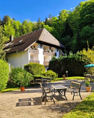 Ferienwohnung in Triberg am Waldrand - idyllisch, ruhig, erholsam