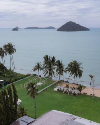 Langkah Syabas Beach Resort