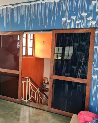 Wagi Villa & Hostel " Free pickup from kandy"