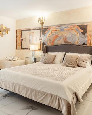 Luxury&Charme historical center