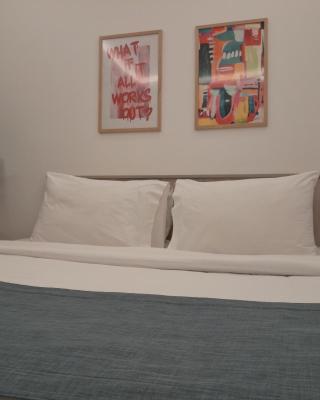 Shade Suites & Studios