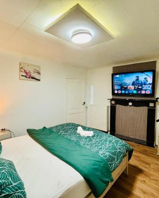 Cozy&calm room with ensuite