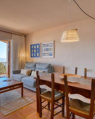 Panoramic Sea Views