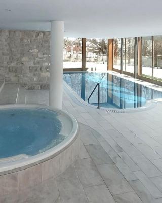Luxury Apartment, Panoramic Mountain Views, 5* Spa Facilities - 4 Bedroom