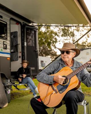 Landsborough Holiday Park