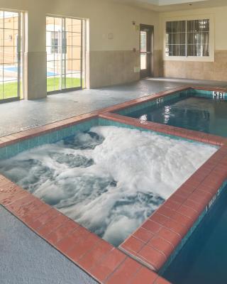 Platinum Inn & Suites Webster