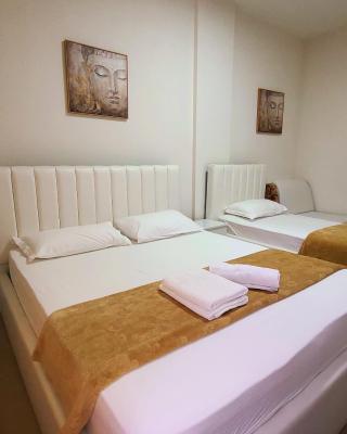 Arli Eris Rent rooms
