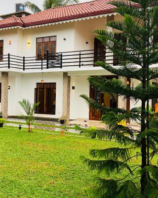 Ahasna Airport Villa
