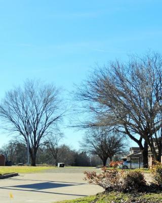 Bent Tree Motel