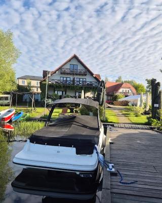 Pensjonat Rybaczówka - noclegi, restauracja, port