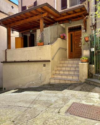 Casa Al Vicolo - Alley House