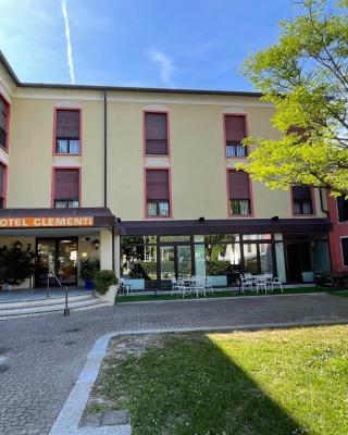 Hotel Clementi