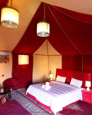 Sunshine luxury desert camp