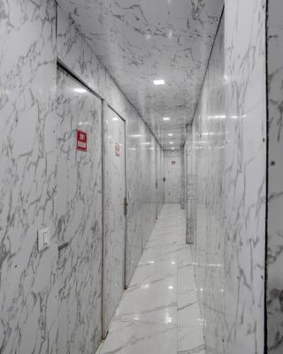 Hotel O POP A Happy Hours Plaza