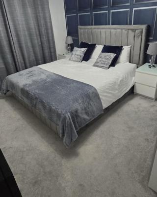 En-suite Room With Superking Bed