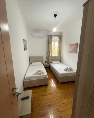 Little himara 1