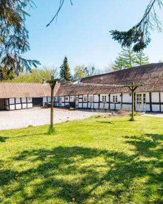 7 person holiday home in Grenaa