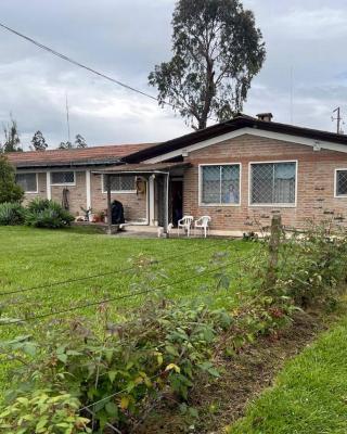 Quito Eco Lodge Airport - B&B
