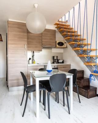 Le Capucin - Petit duplex avec place de parking