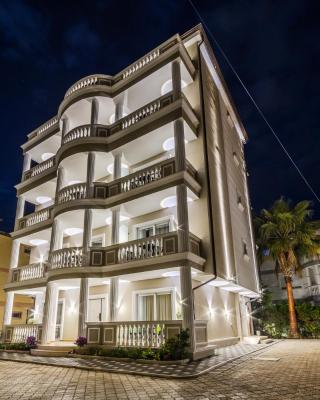 Sea La Vie Suites