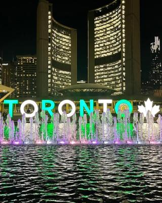 Central Toronto Economical Stay-Stress Free Checkin