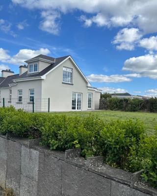 Mullally House Liscannor (Wild Atlantic Way)
