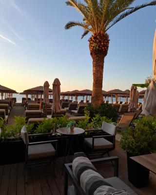 Hotel Avra