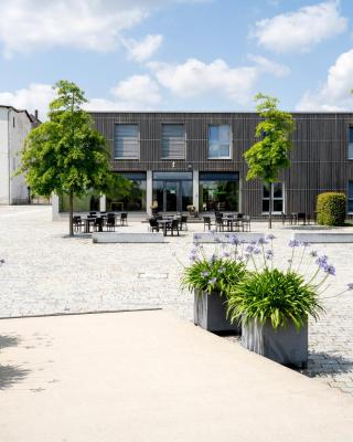 Stadthotel und Restaurant am See