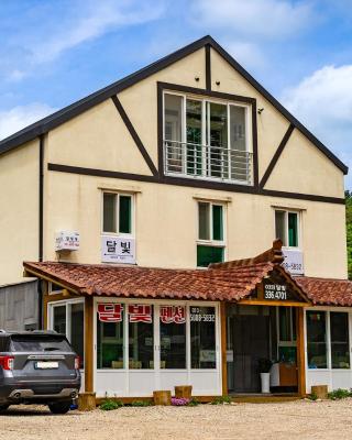 오대산 달빛펜션 Odaesan Moonlight Pension