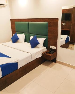 Hotel DSR TELA Grand Plaza Near IGI Airport