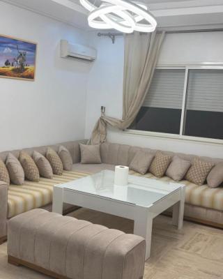 Bel appartement haut standing à côté d'Ibis oujda