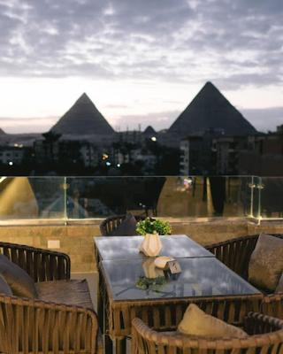 Tuya pyramids