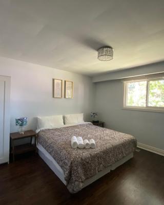Yonge and Finch Subway !O Cozy & Modern Private Bdr with Private Half Bathroom