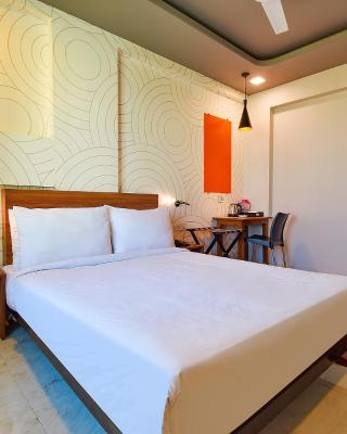 FabHotel Manomay Homes
