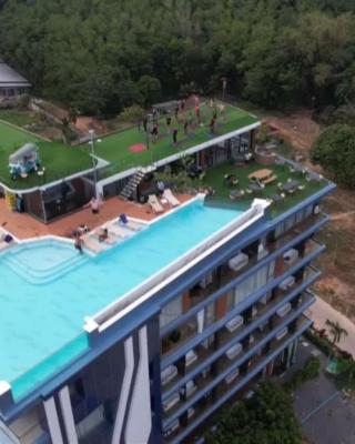 The Blue Mavi Hotel