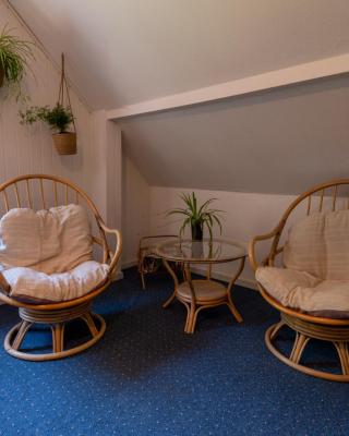 Holmely Bed & Breakfast