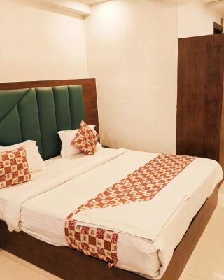 Hotel Grand Loft plaza Near IGI Airport