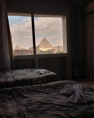 Najm Pyramids iNN