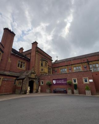 The Mount Country Manor Hotel & Golf Wolverhampton