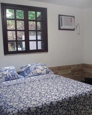 Quarto em casa na Mata Atlântica