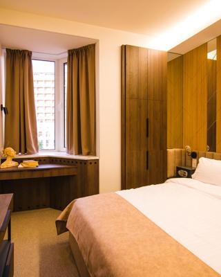 Cartez Hotel