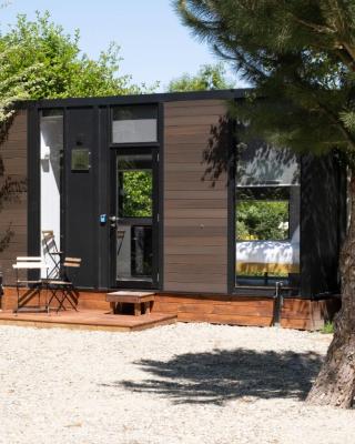 Tiny Away Benger Garden 2 by Tiny Away