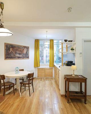 Wehost Heart Of Tbilisi Studio