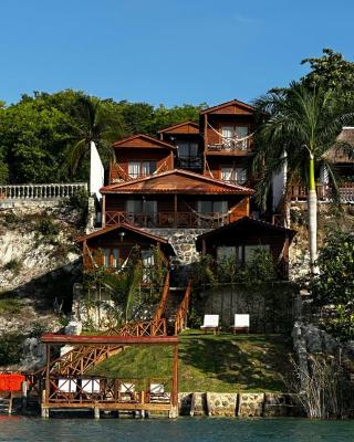 Hotel Cabañas María Isabel, Bacalar
