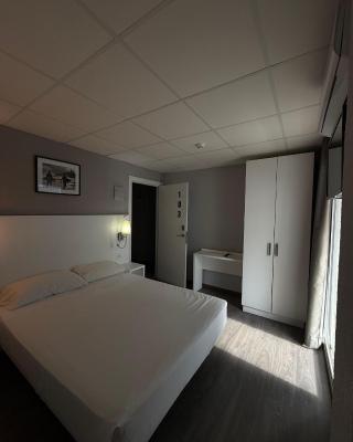 Hostal B and B Benidorm