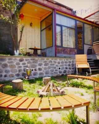 Hayi Tun Guest House