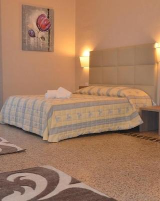 HOTEL ETNEA ROYAL SUITEs
