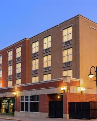 Hampton Inn at Tin Lizzie Gaming Resort