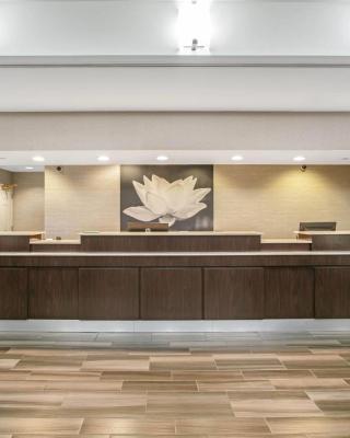 La Quinta by Wyndham DFW Airport South / Irving
